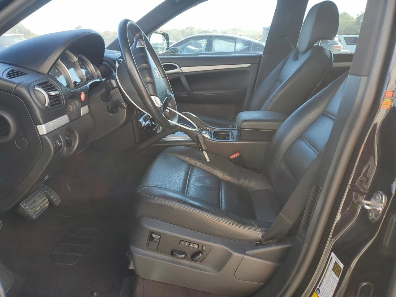 Porsche Cayenne S - изображение 7