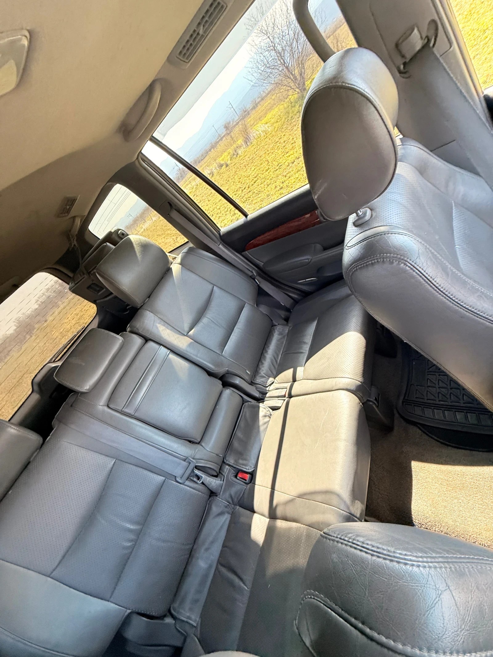 Toyota Land cruiser, снимка 10 - Автомобили и джипове - 53758670