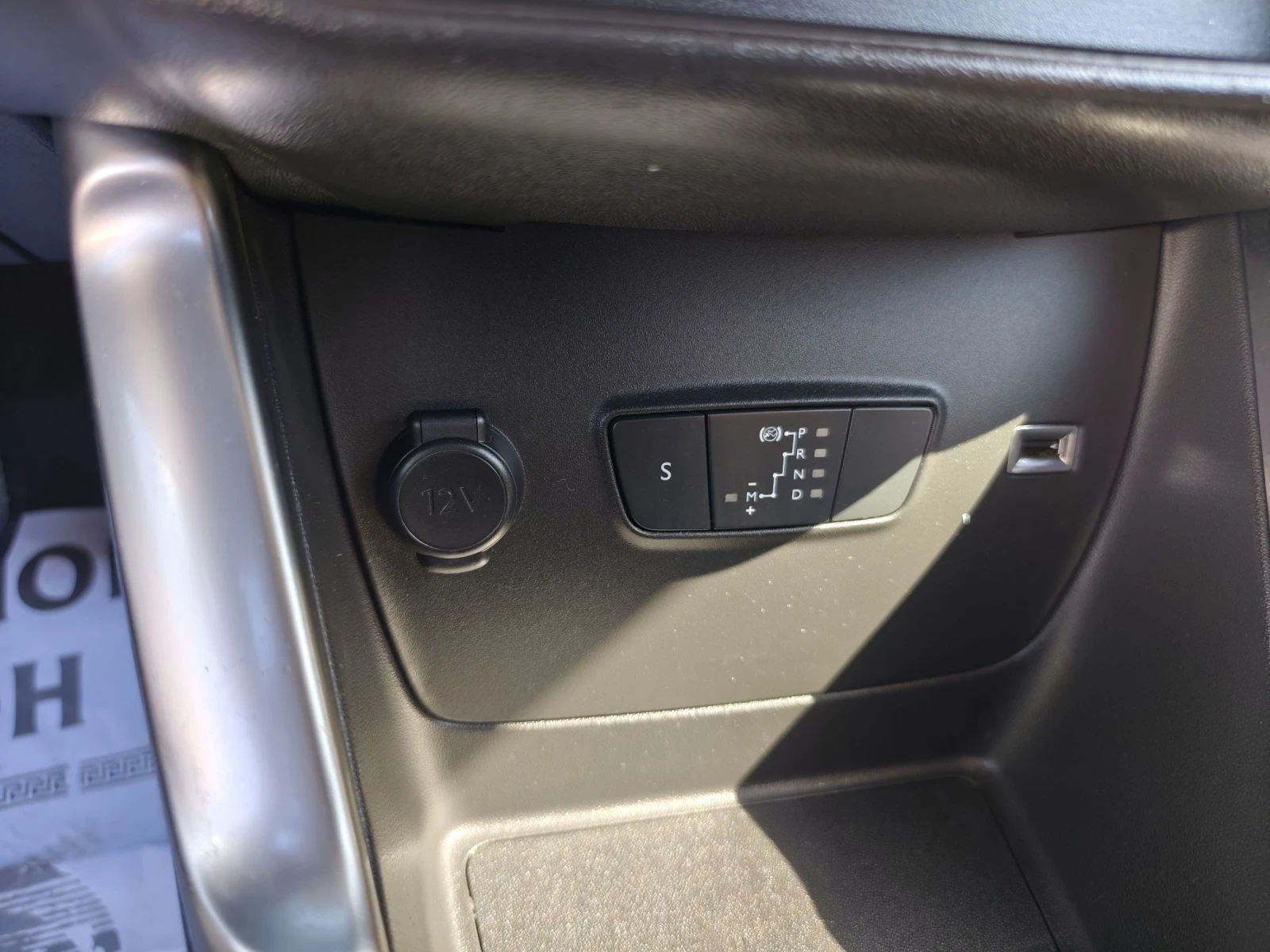 Citroen C3 Aircross 120кс., Евро 6д, Италия , снимка 13 - Автомобили и джипове - 54214022