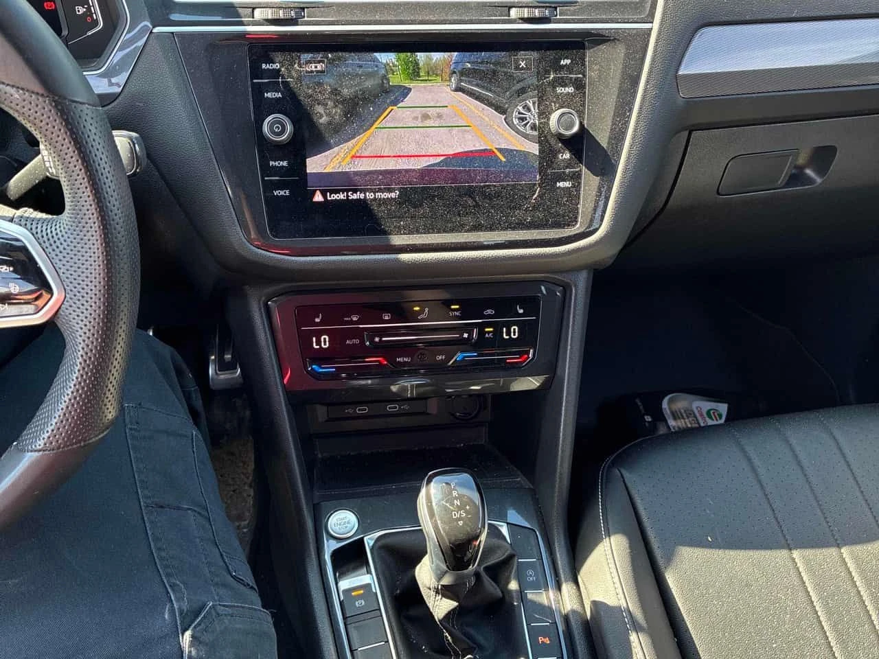 VW Tiguan * Comfortline R Line Black Edition * CARFAX * , снимка 9 - Автомобили и джипове - 54701284