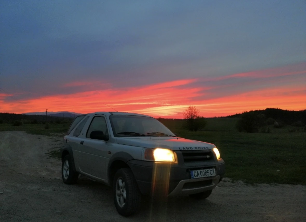 Land Rover Freelander, снимка 11 - Автомобили и джипове - 54967411