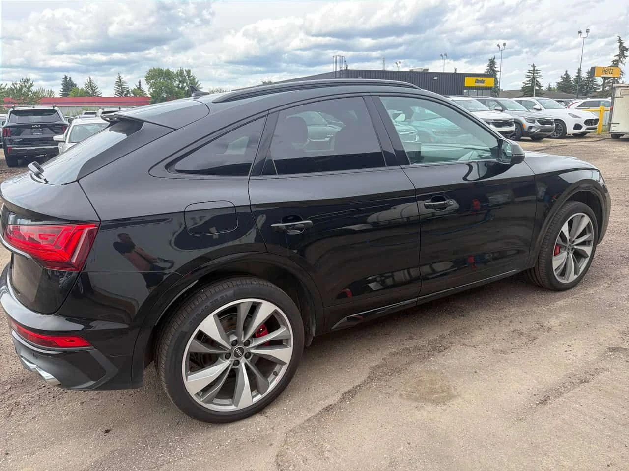 Audi SQ5 * Technik * CARFAX * ОПЦИЯ ЗА ФИНАНСИРАНЕ, снимка 3 - Автомобили и джипове - 55283094