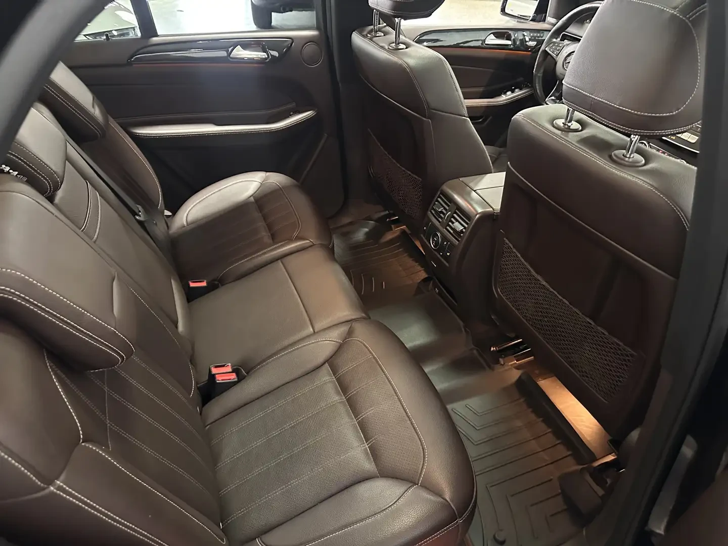 Mercedes-Benz GLE 400 AMG* 4MATIC* DISTRONIC* H/K* , снимка 15 - Автомобили и джипове - 55378330