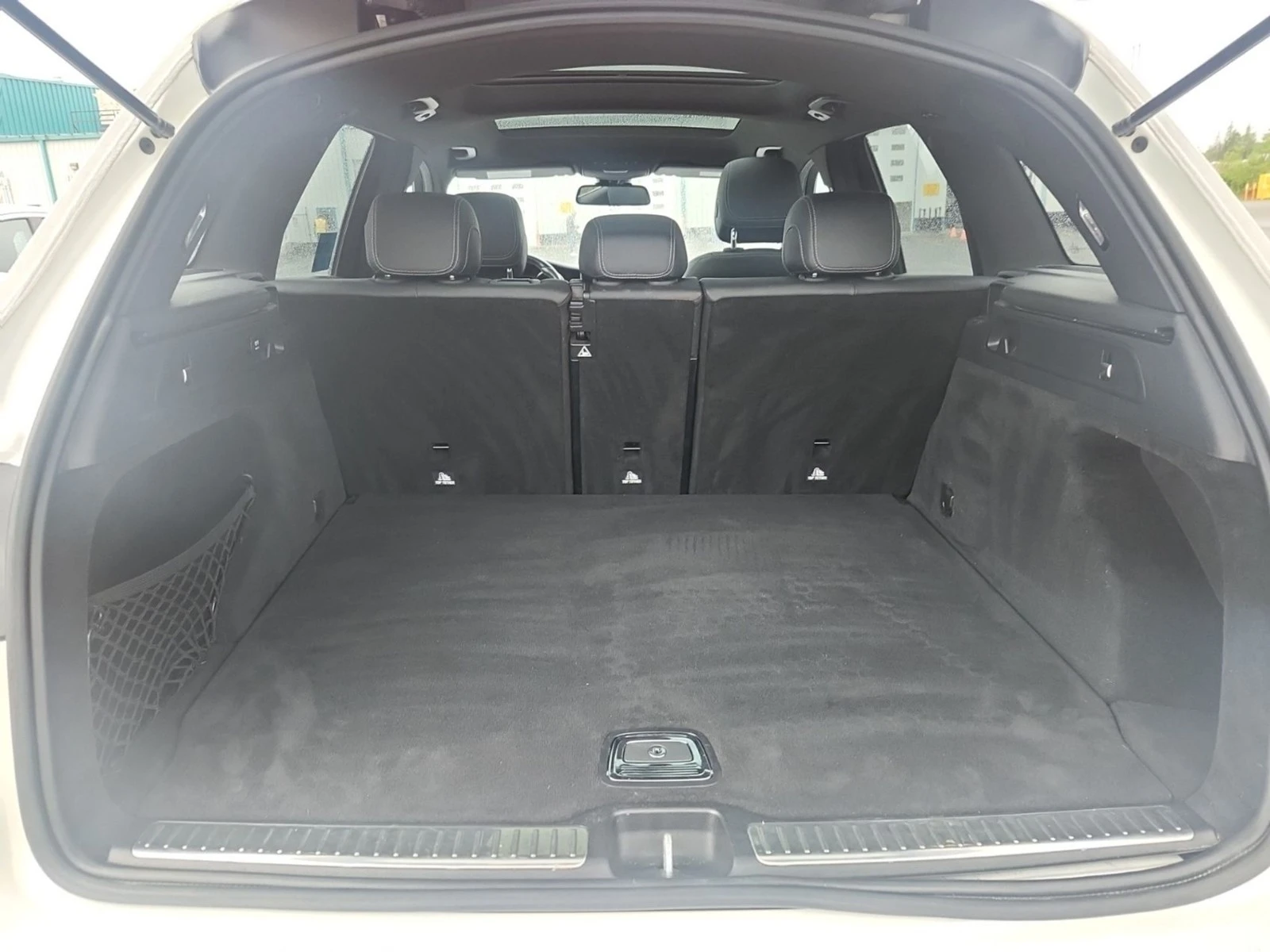 Mercedes-Benz GLC 300 4 MATIC * АвтоКредит * (Цена до БГ), снимка 14 - Автомобили и джипове - 55428527