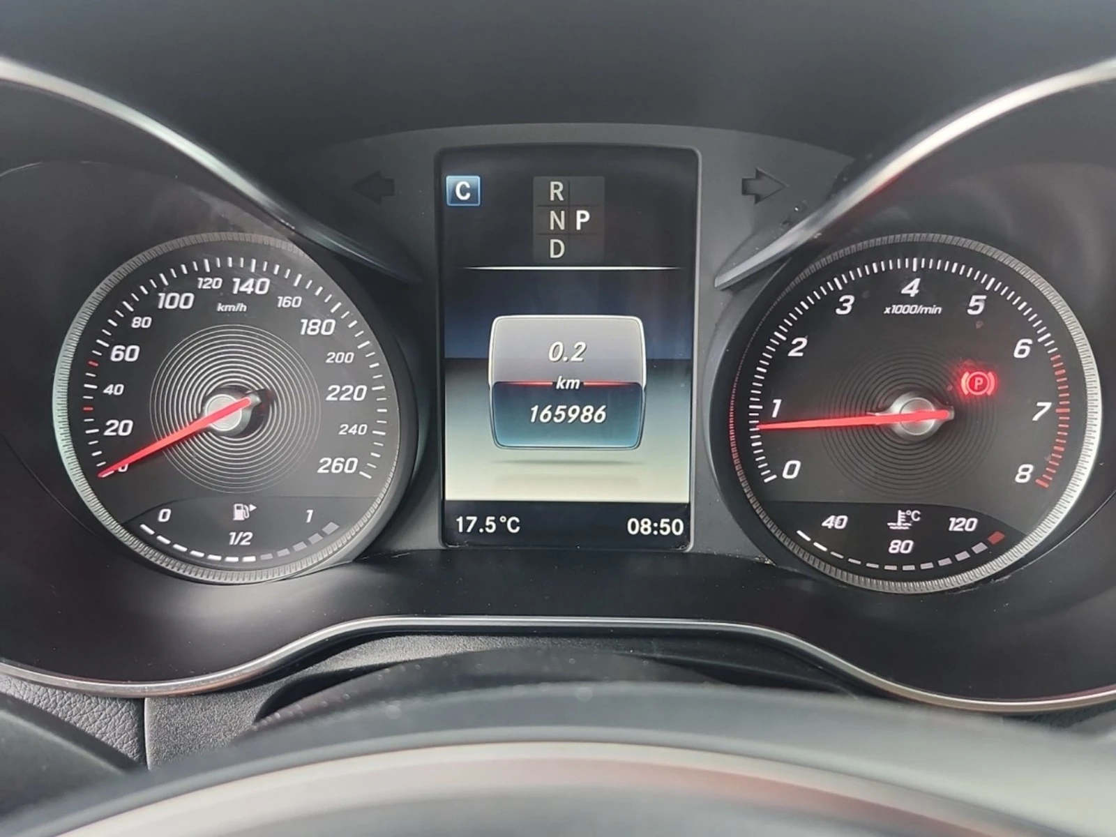 Mercedes-Benz GLC 300 4 MATIC * АвтоКредит * (Цена до БГ), снимка 9 - Автомобили и джипове - 55428527