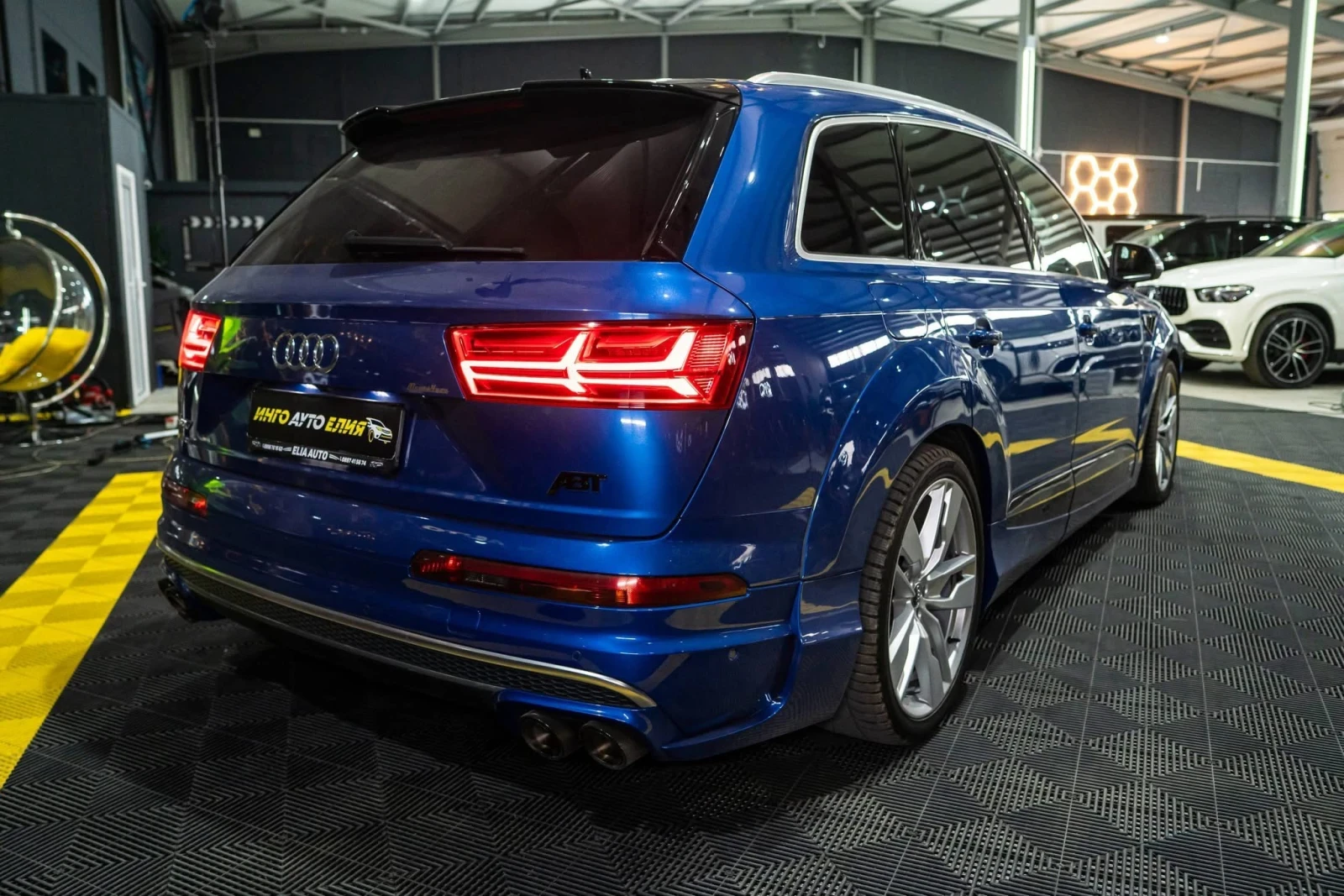 Audi SQ7 ABT TUNING MATRIX ПАНО B&O 3XTV ЛИЗИНГ 100%, снимка 8 - Автомобили и джипове - 55891472