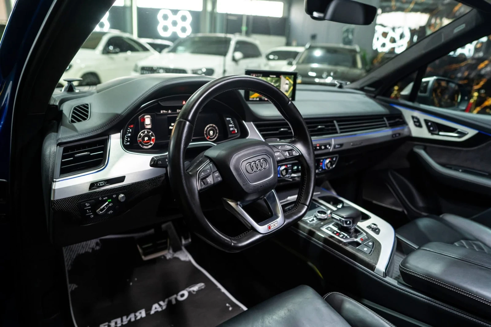 Audi SQ7 ABT TUNING MATRIX ПАНО B&O 3XTV ЛИЗИНГ 100%, снимка 12 - Автомобили и джипове - 55891472