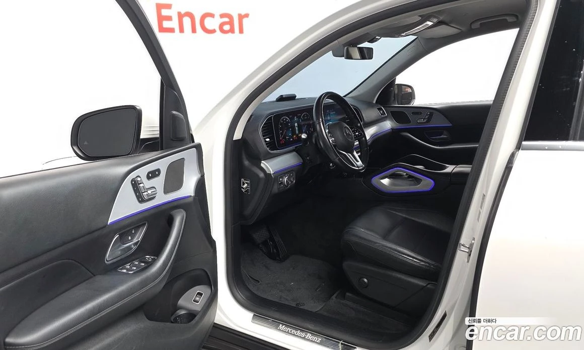 Mercedes-Benz GLE GLE300d 4MATIC, снимка 10 - Автомобили и джипове - 56122758