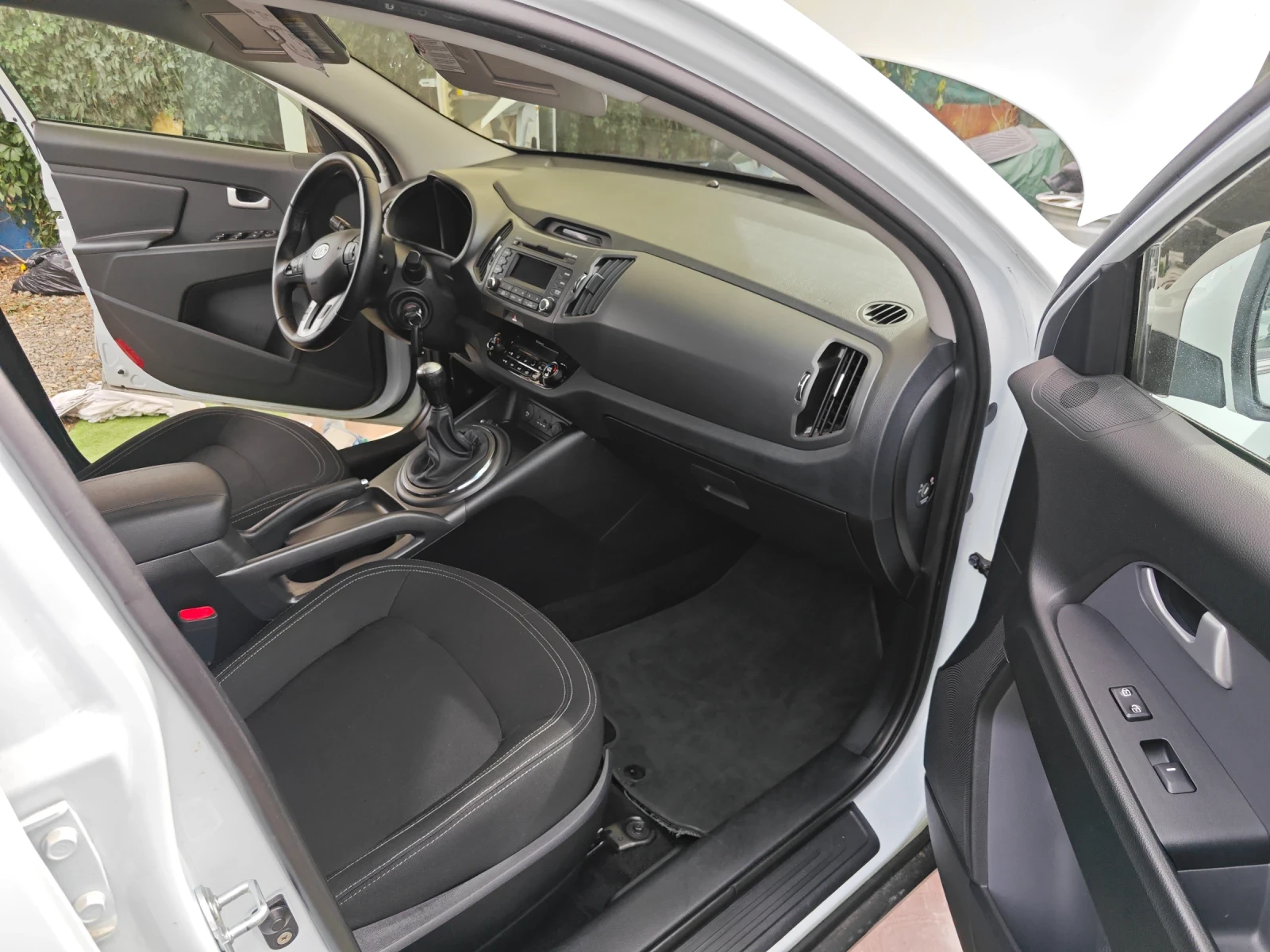 Kia Sportage 2.0-4х4, снимка 12 - Автомобили и джипове - 56226169