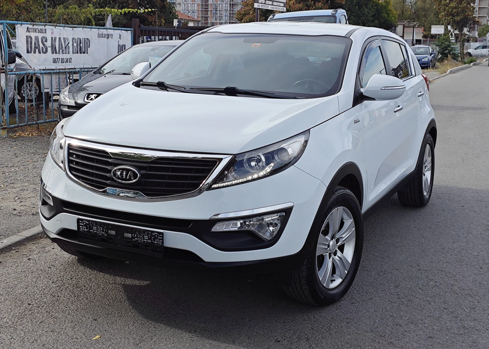 Kia Sportage 2.0-4х4, снимка 3 - Автомобили и джипове - 56226169