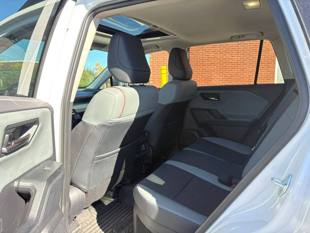 Toyota Rav4 Woodland AWD* CARFAX* ����� �� �����������*  | Mobile.bg � ����������� 10