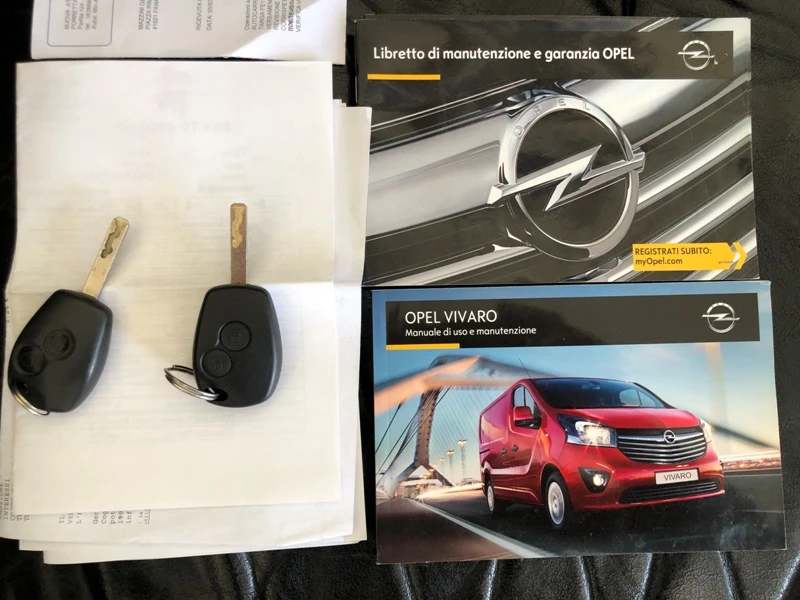 Opel Vivaro MAXI-140 K.C/УНИКАТ-ТОП СЪСТОЯНИЕ, снимка 17 - Бусове и автобуси - 49481618