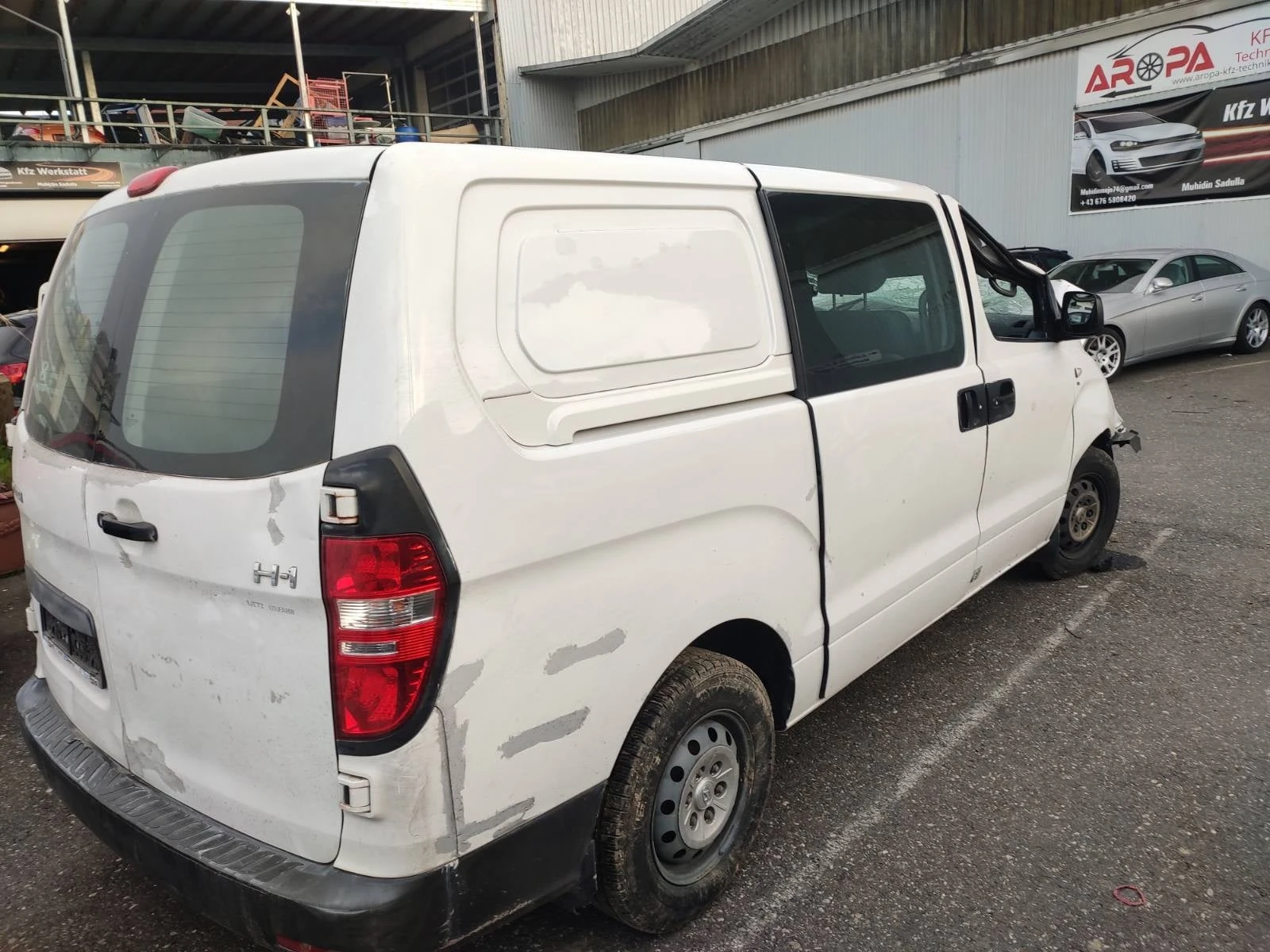 Hyundai H1 2, 5D/5+ 1 места/ | Mobile.bg — изображение 1