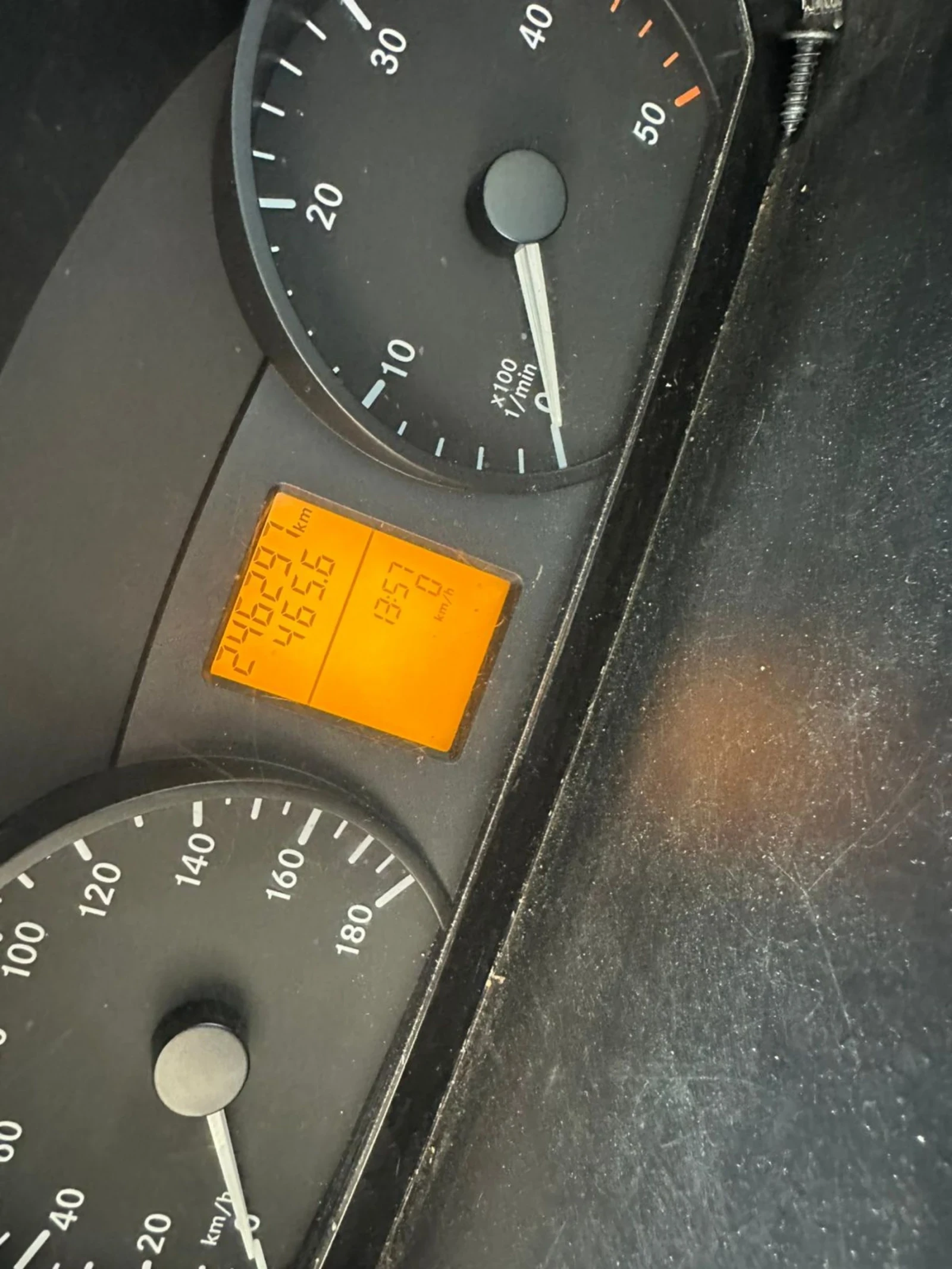 Mercedes-Benz 313, снимка 4 - Бусове и автобуси - 54824913