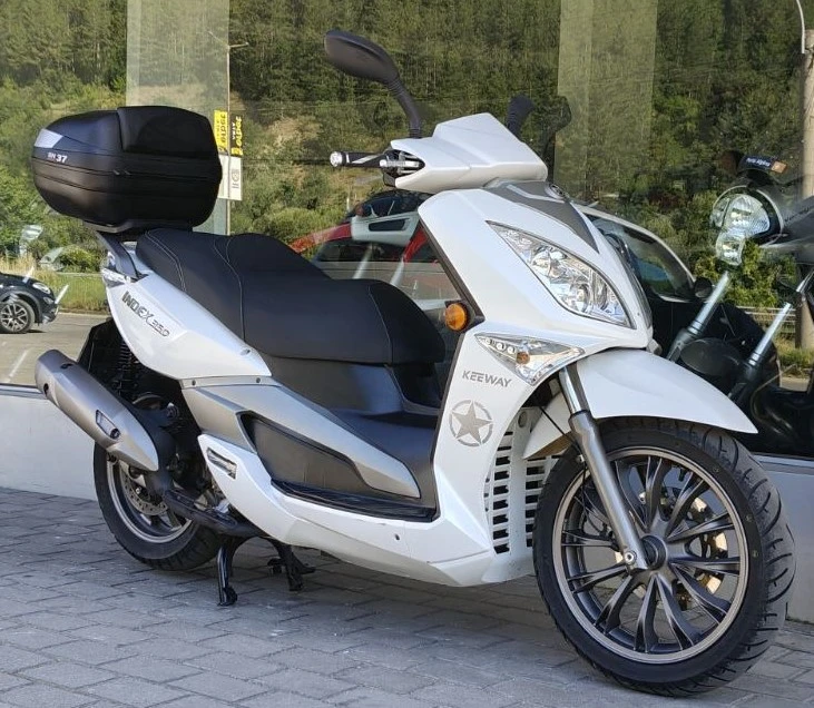 Keeway Kee Index 350i - изображение 3