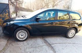 Ford Focus 1.6 tdci 90 к.с., климатроник, снимка 4