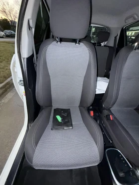 Toyota Yaris HYBRID face lift - 8200 € / 16037.81 лв. - 70756137 9