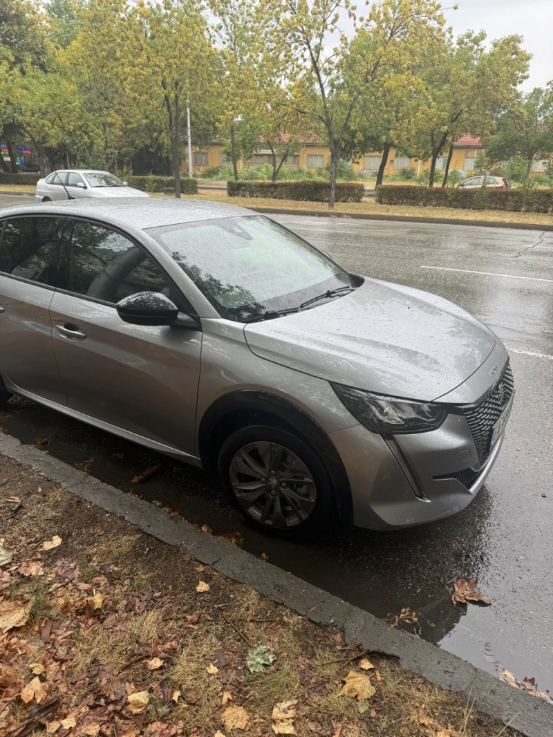 Peugeot 208 E-208 Allure, снимка 3 - Автомобили и джипове - 48422815