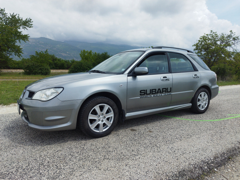 Subaru Impreza 1.5, снимка 4 - Автомобили и джипове - 46664129