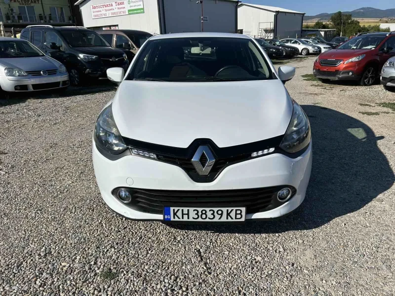 Renault Clio, снимка 1 - Автомобили и джипове - 46850189