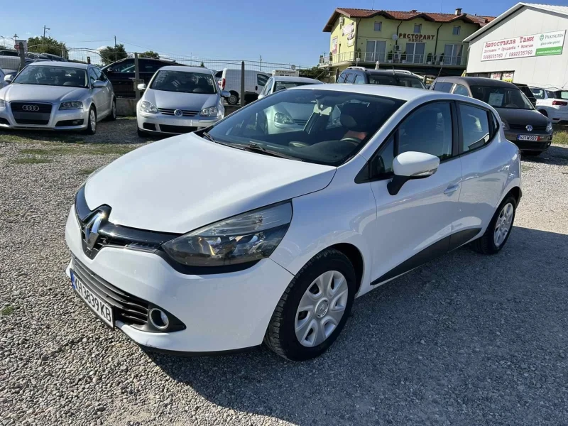 Renault Clio, снимка 2 - Автомобили и джипове - 46850189