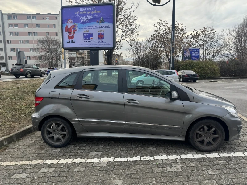 Mercedes-Benz B 180, снимка 10 - Автомобили и джипове - 48498570