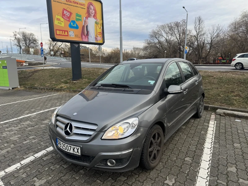 Mercedes-Benz B 180, снимка 2 - Автомобили и джипове - 48498570