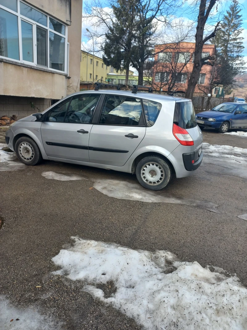 Renault Scenic, снимка 2 - Автомобили и джипове - 48891823