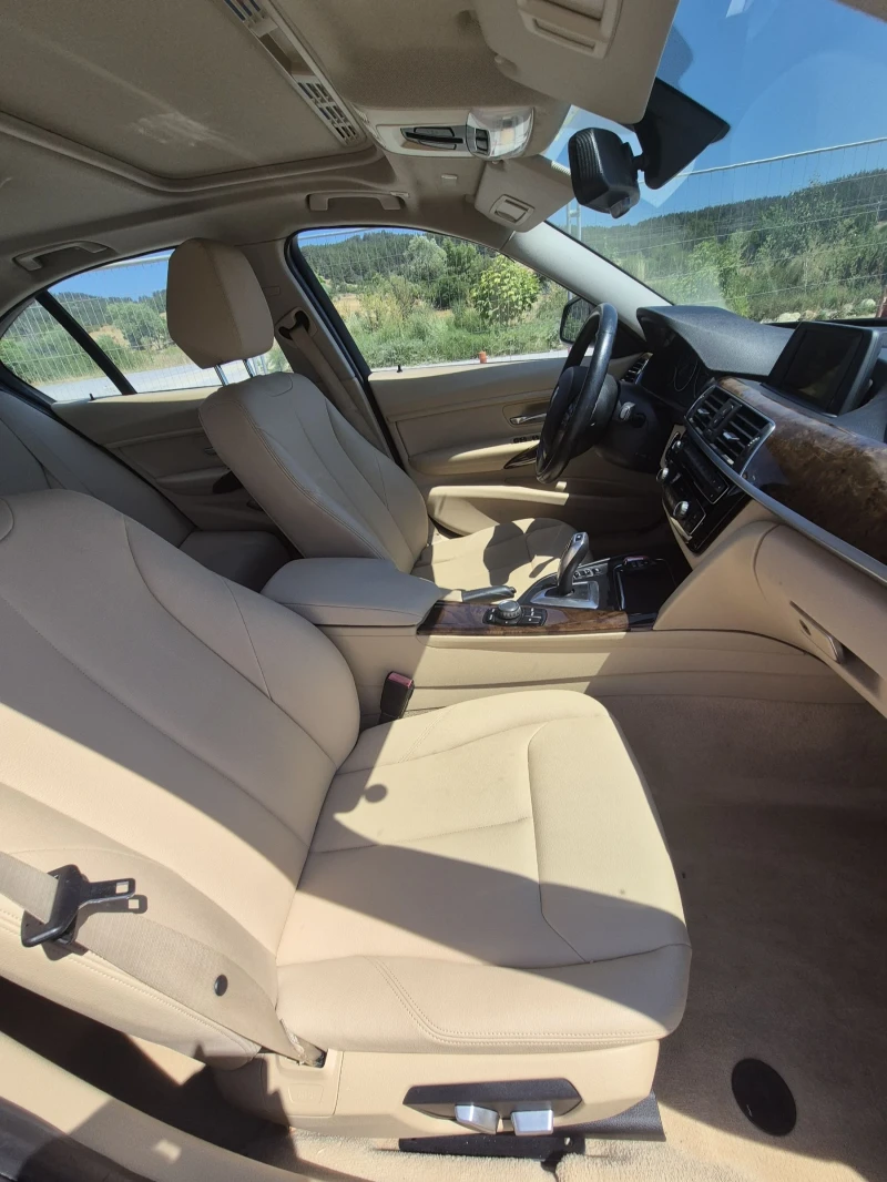 BMW 320 2.0 X-drive, снимка 16 - Автомобили и джипове - 49160463