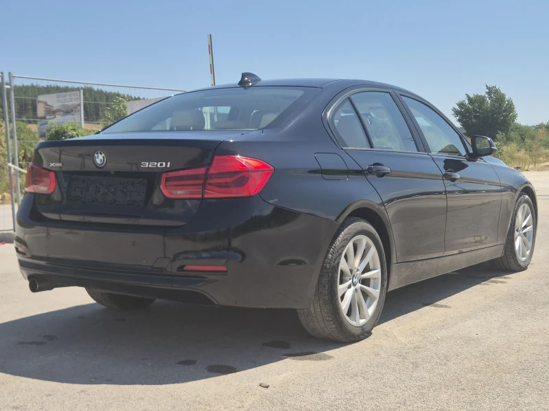 BMW 320 2.0 X-drive, снимка 8 - Автомобили и джипове - 49160463