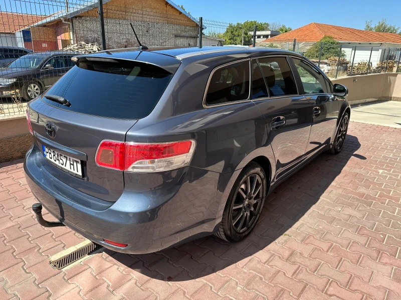 Toyota Avensis 2.2D 150к.с, снимка 5 - Автомобили и джипове - 49177101