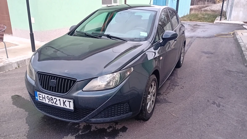 Seat Ibiza 1.4i, снимка 2 - Автомобили и джипове - 49311928