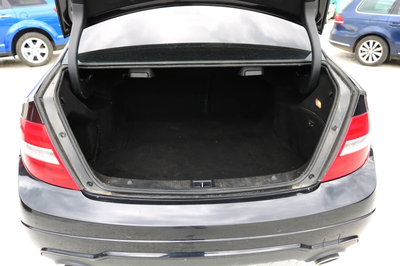 Mercedes-Benz C 300 3.5 4Matic, снимка 10 - Автомобили и джипове - 50424914