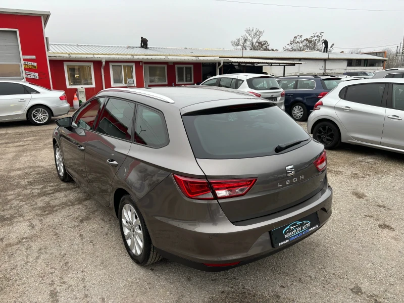 Seat Leon 1.6TDI 130900km/АВТОМАТ/NAVI, снимка 5 - Автомобили и джипове - 52859756