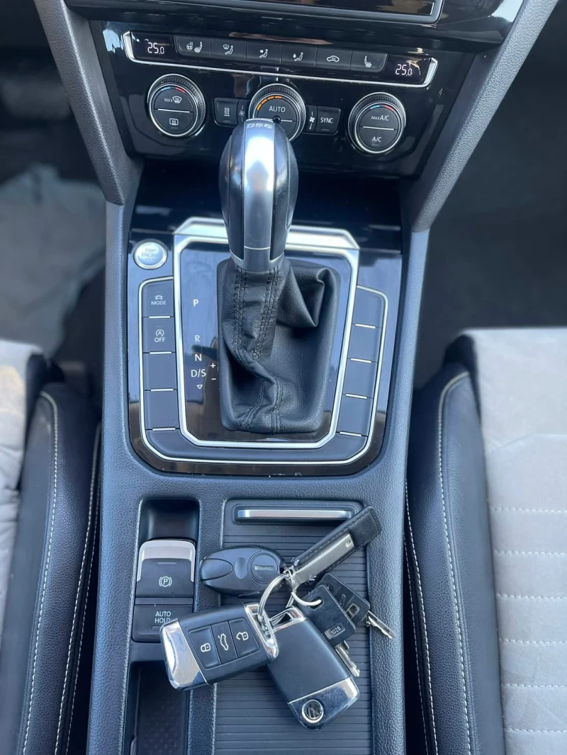 VW Passat 2.0 D 150 kc, снимка 6 - Автомобили и джипове - 53429619