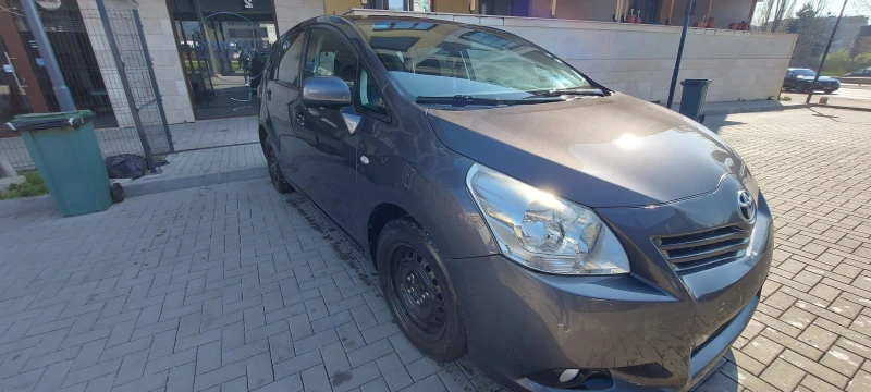 Toyota Verso, снимка 5 - Автомобили и джипове - 53443742