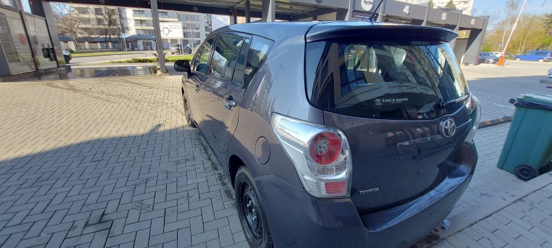 Toyota Verso, снимка 3 - Автомобили и джипове - 53443742