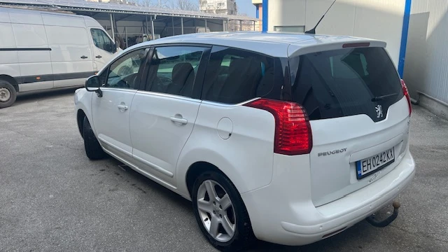 Peugeot 5008, снимка 3 - Автомобили и джипове - 54448383