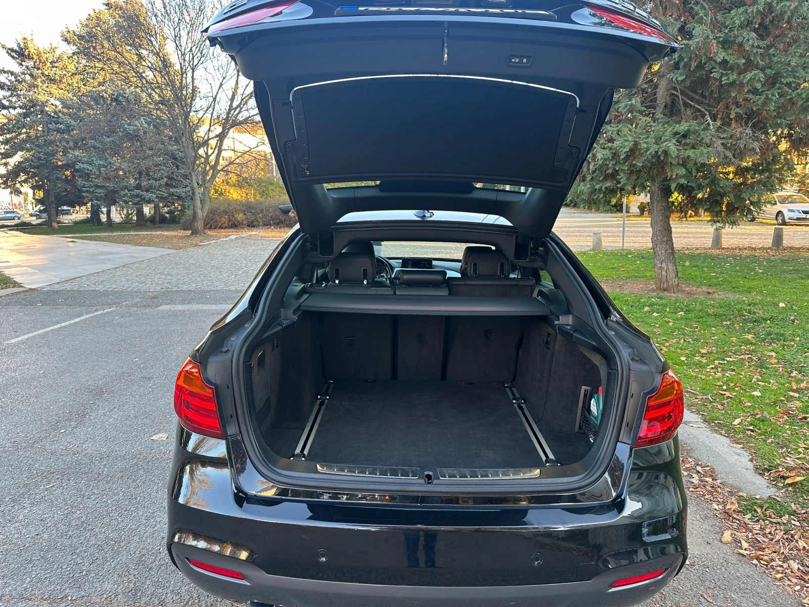 BMW 335 d Mpaket/Xdrive/Head up/Pano/Full assist | Mobile.bg   16