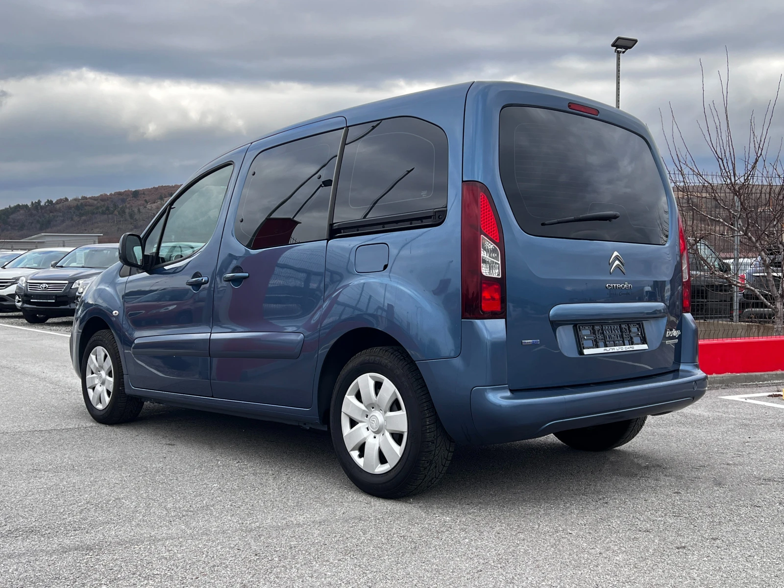 Citroen Berlingo 1.6eHDi Feel Multispace Euro 6B - изображение 6