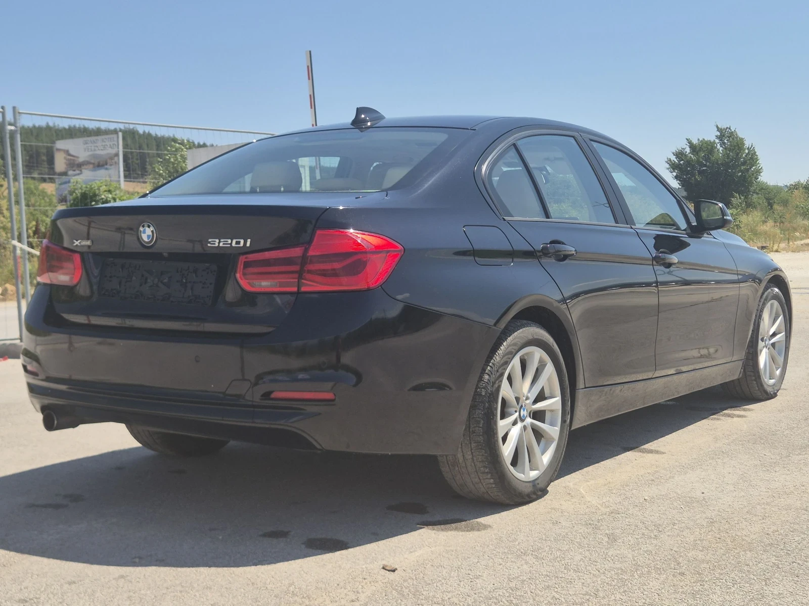 BMW 320 2.0 X-drive - изображение 8