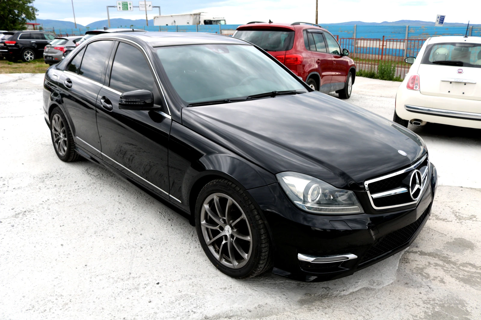 Mercedes-Benz C 300 3.5 4Matic - изображение 2