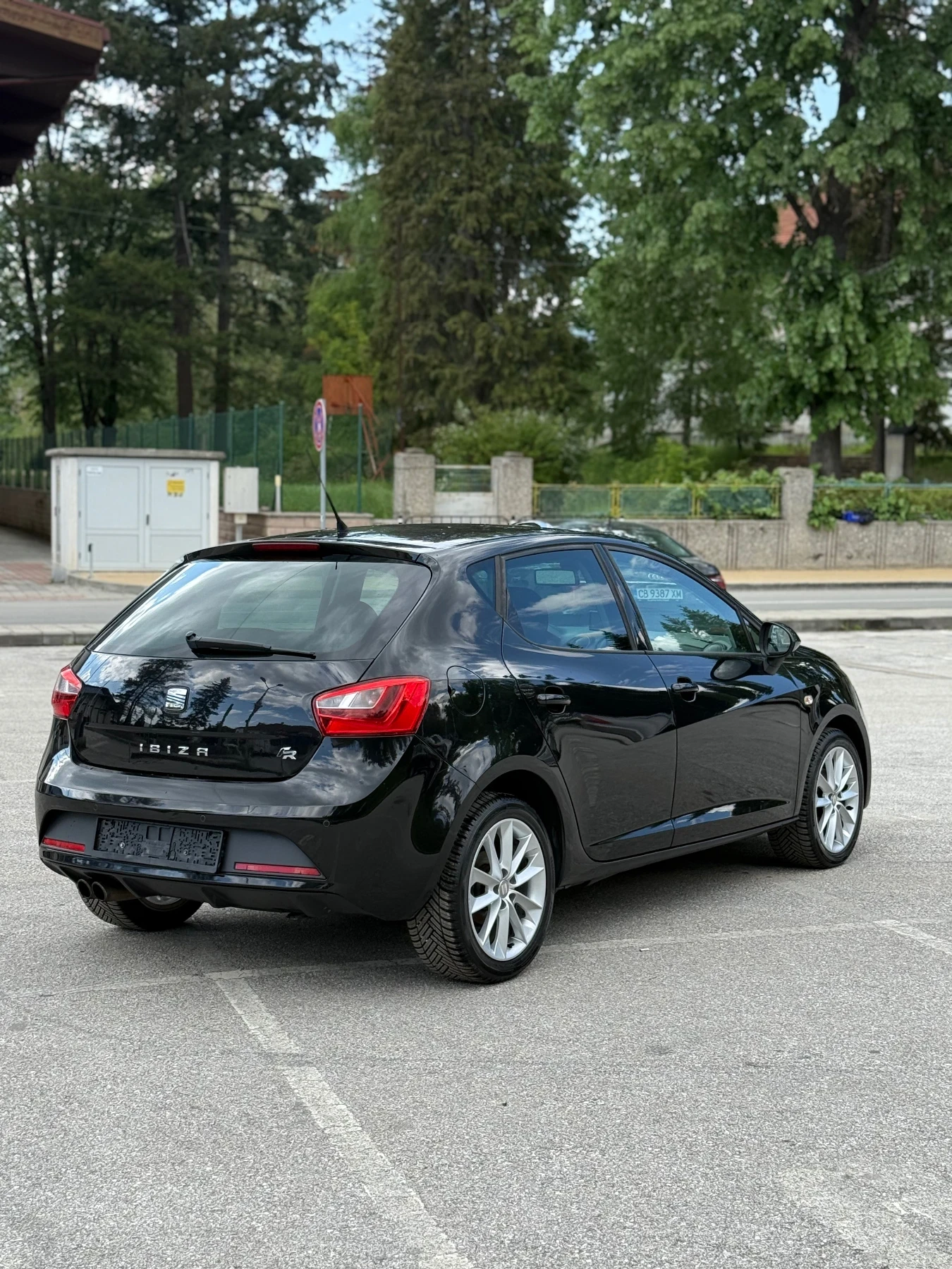 Seat Ibiza FR * TOP* NAVI, LED - изображение 6