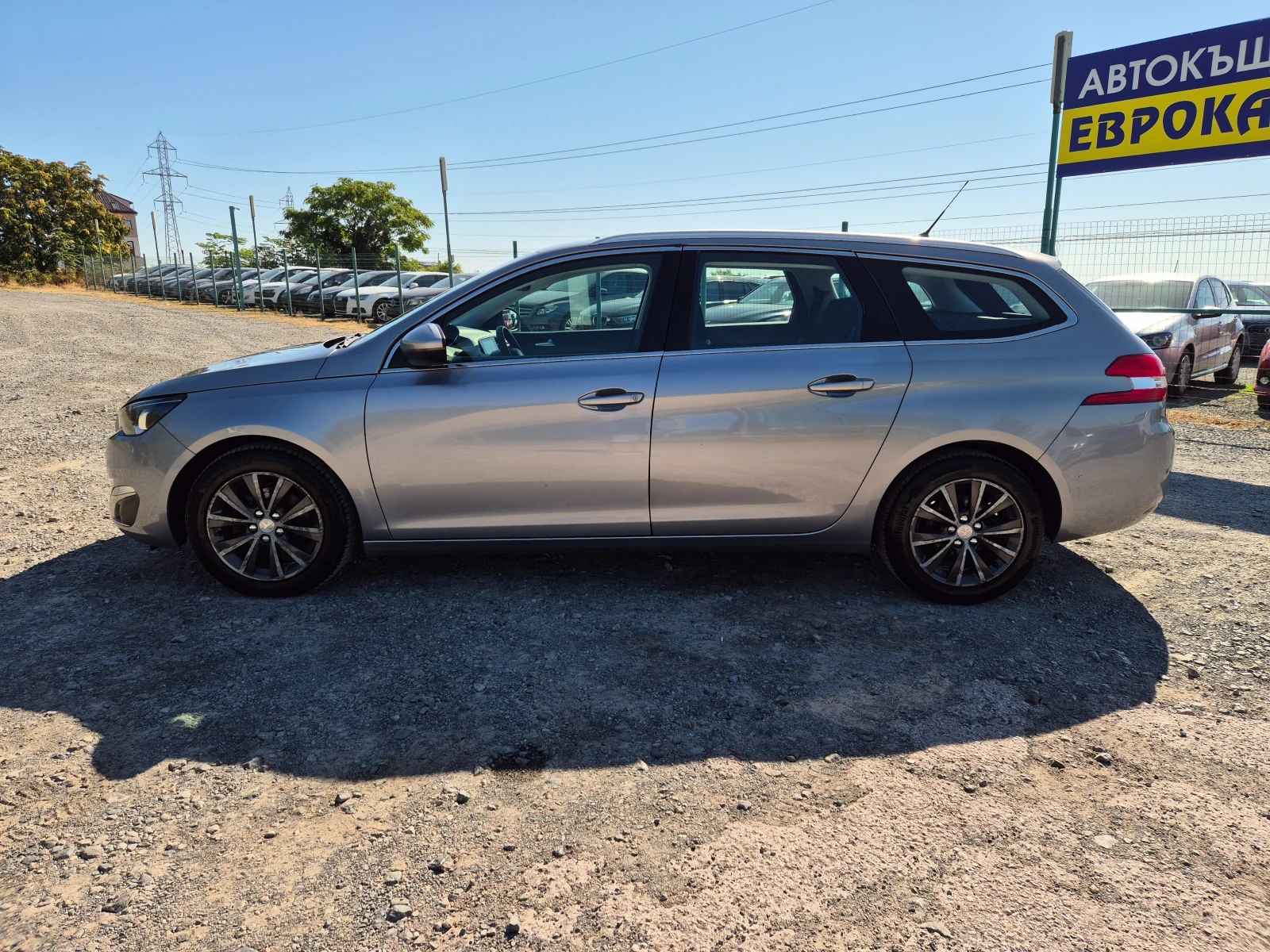 Peugeot 308 SW 1.6HDI - изображение 2