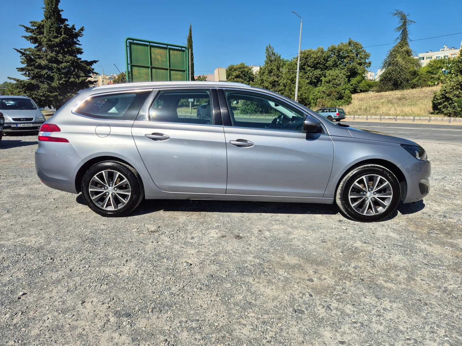 Peugeot 308 SW 1.6HDI - изображение 6