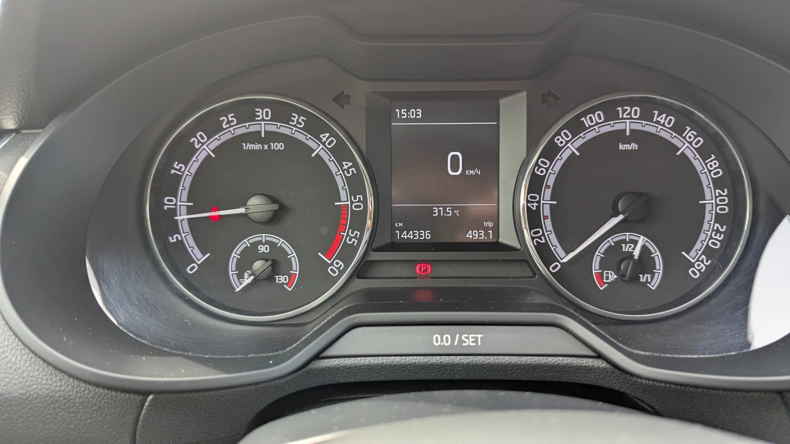 Skoda Octavia 1.6 TDI FL - изображение 7
