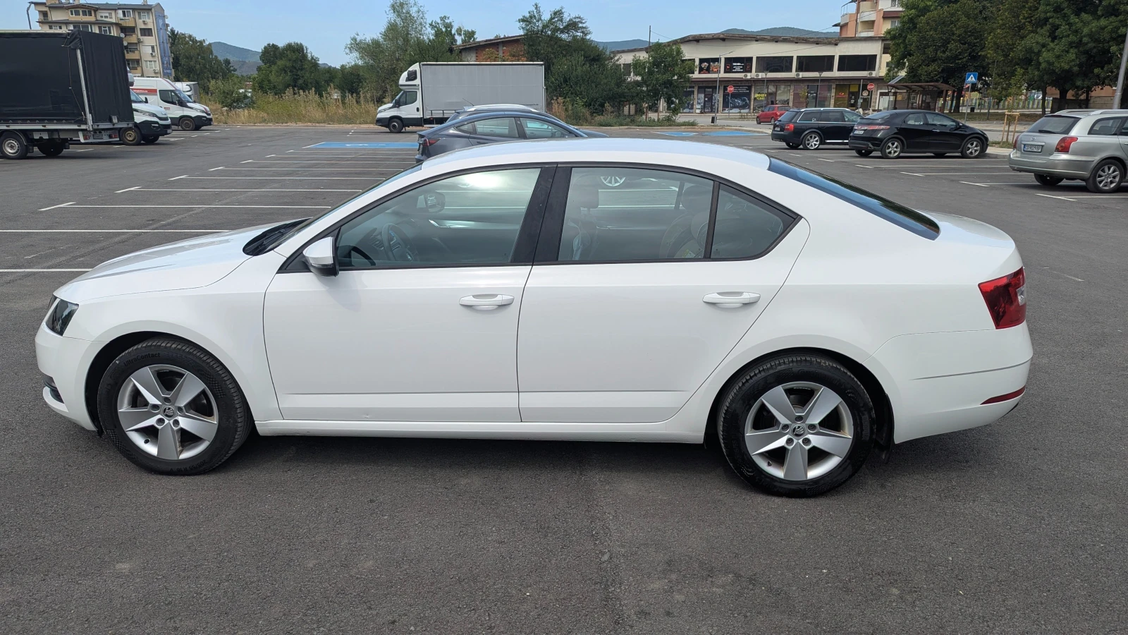 Skoda Octavia 1.6 TDI FL - изображение 4