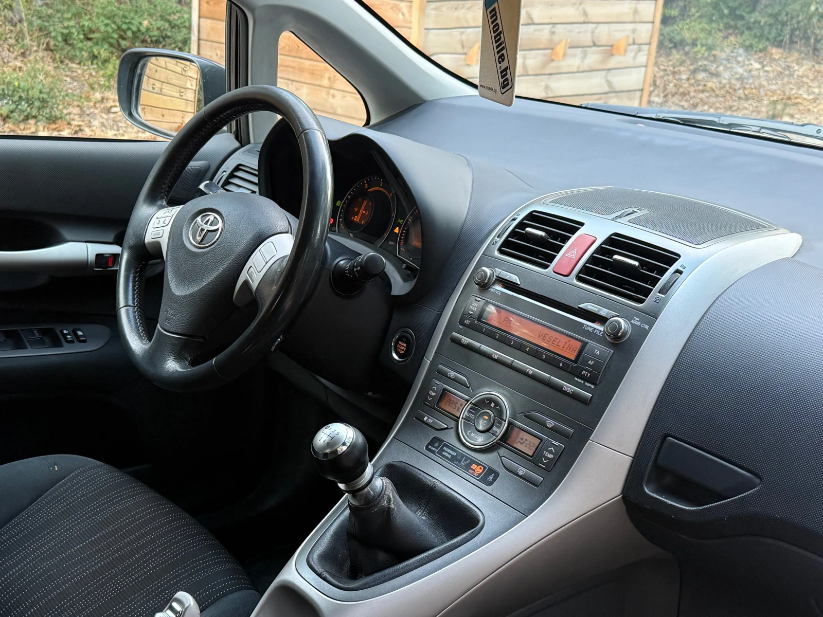 Toyota Auris 2.0 D-4D 126 к.с  - изображение 8