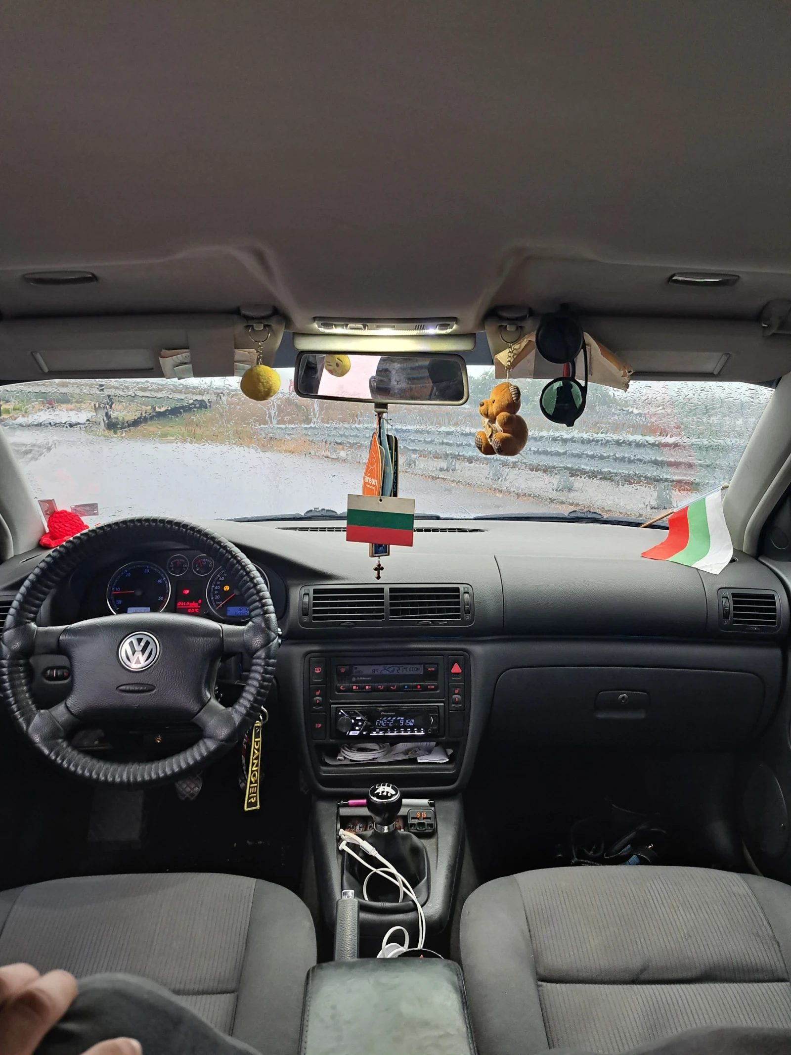 VW Passat | Mobile.bg   7