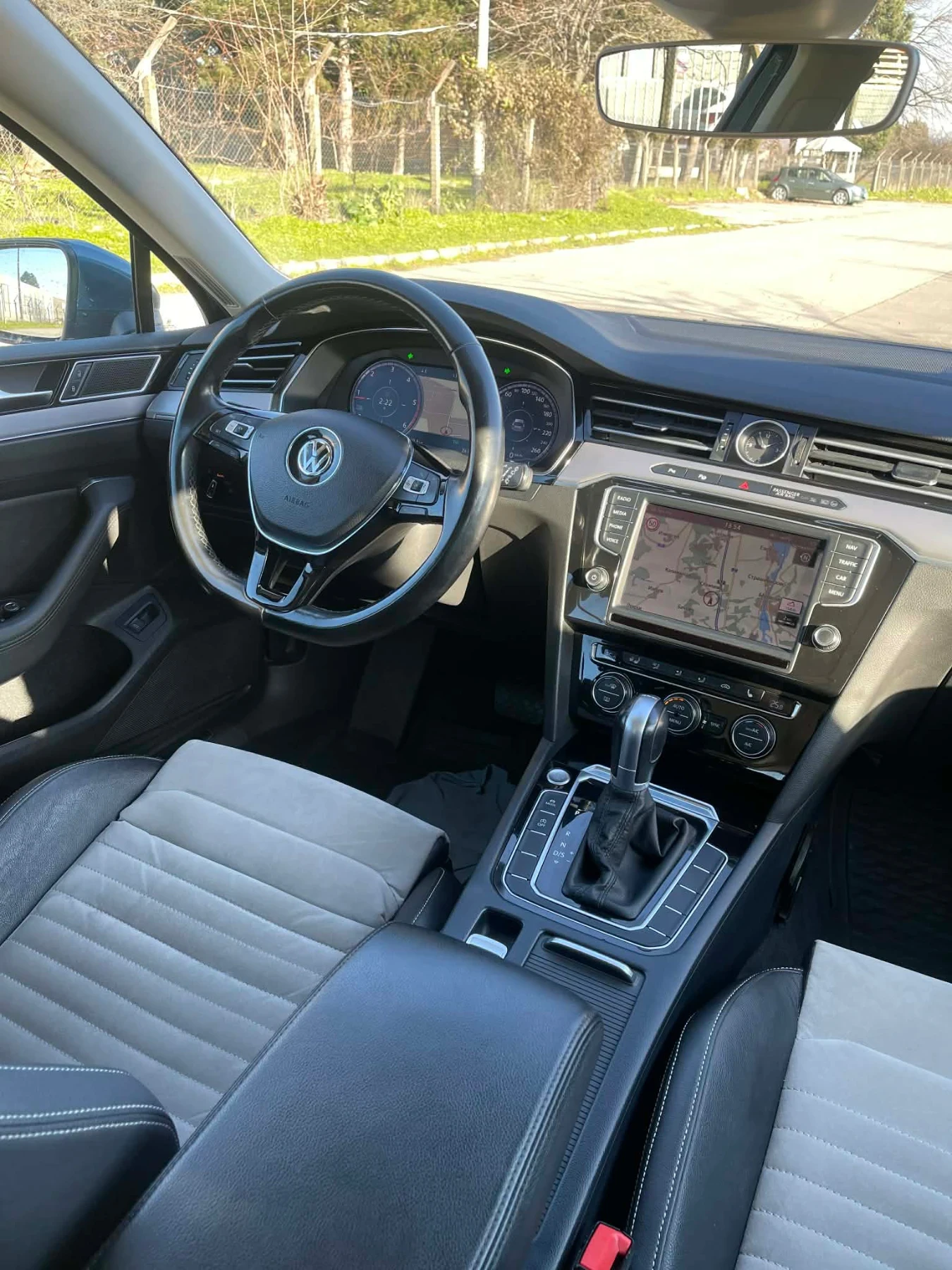 VW Passat 2.0 D 150 kc - изображение 10
